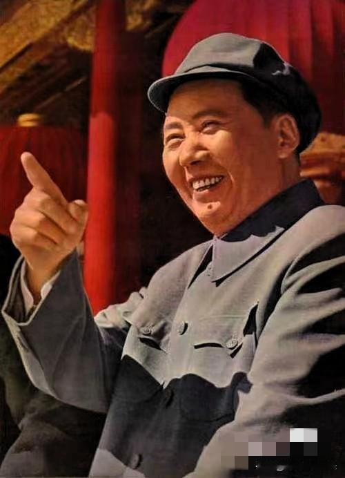 在当今战火纷飞，动荡不安的世界，越来越想念他老人家！越来越感觉到他的伟大！

毛