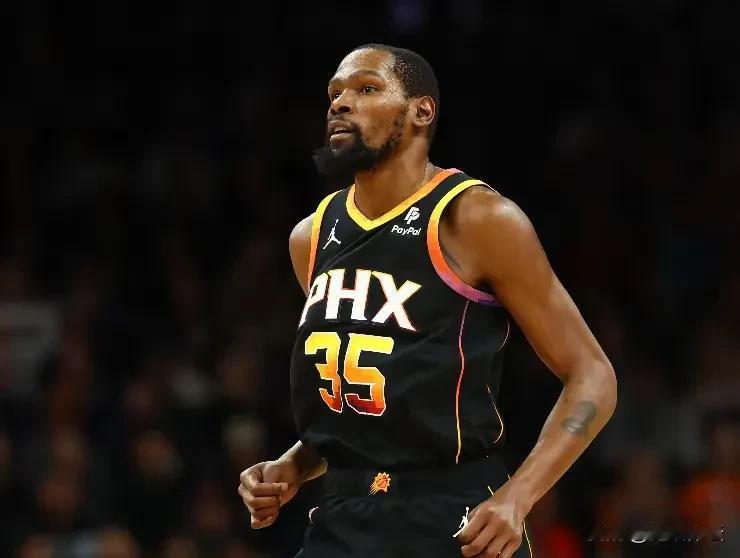 杜兰特又换东家了！一换八，加盟火箭

北京时间6月23日，NBA爆出一则超级重磅