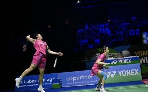 程星/张驰在决赛苦战一个小时，逆转朱一珺/李茜夺冠，这个瑞士公开赛的混双冠军已经