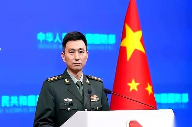 日本两大航空公司，全日空和日航，脖子突然被人死死卡住了。
他们飞往欧洲85%的航