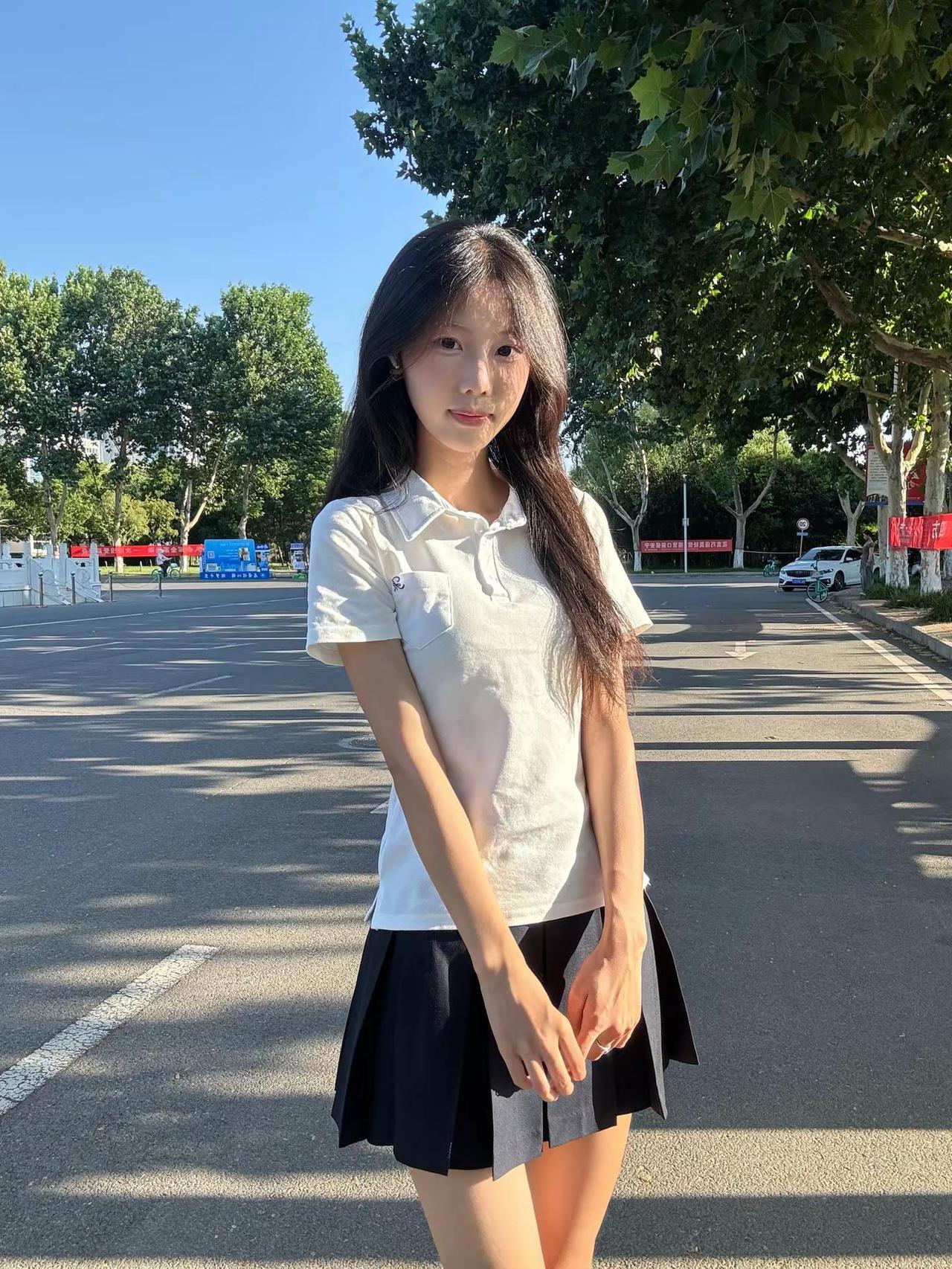 首先要开心 剩下的无所谓了极路客滑板鞋