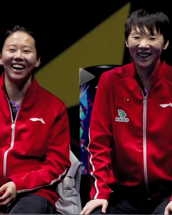 国乒女团伦敦世乒赛太给力，3-0轻松拿下罗马尼亚！赛场外的名场面更吸睛，王曼昱和