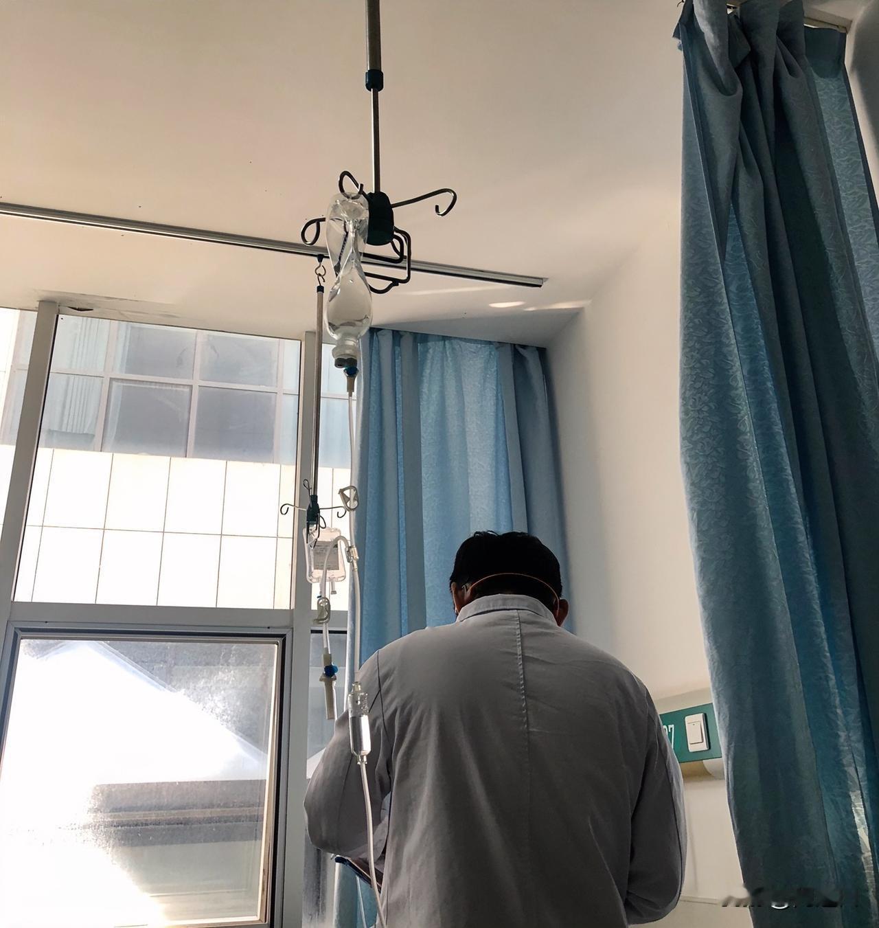 生病可怕，住院更可怕，住了院，不管你从事的是什么岗位，什么职业，在单位那一亩三分