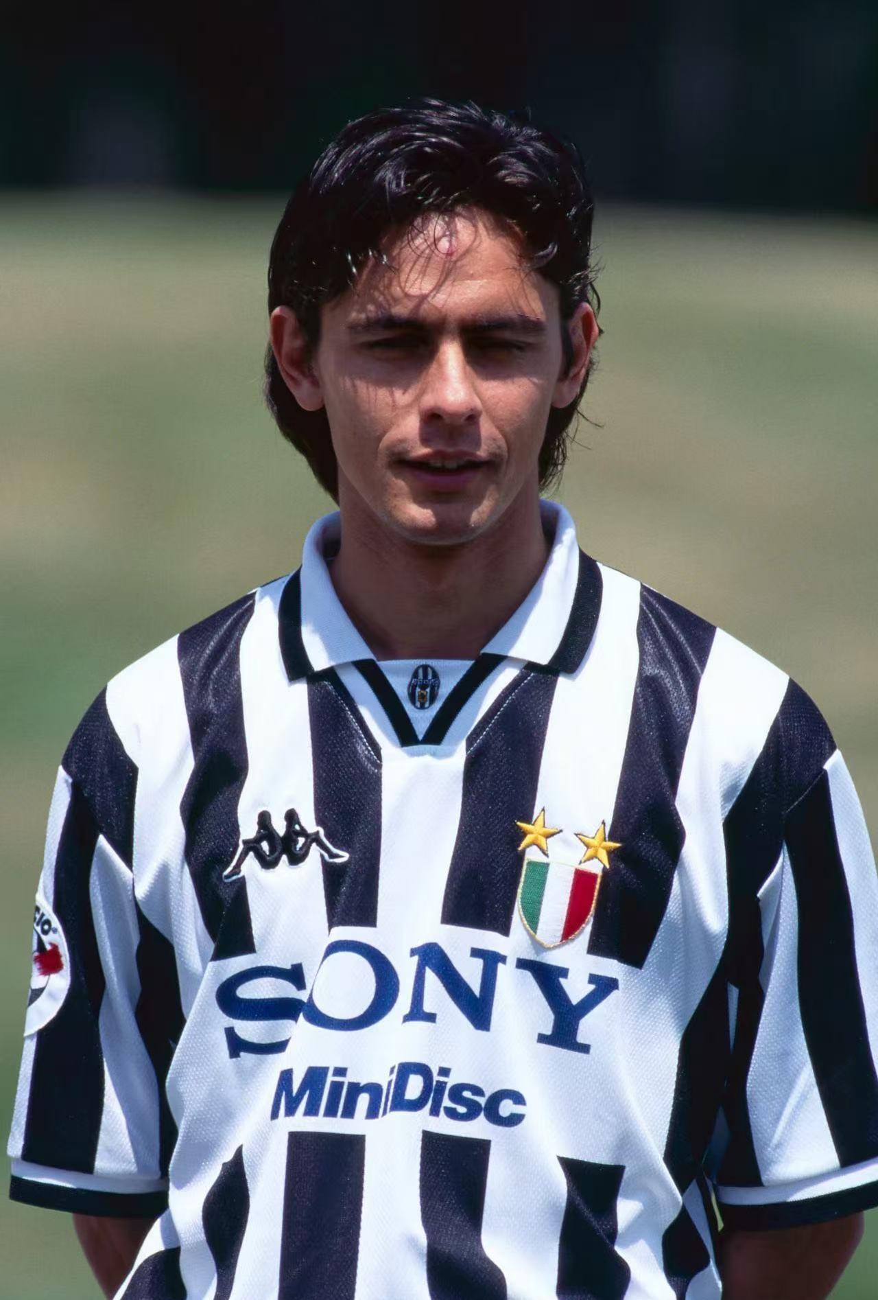 盘点尤文图斯进球最多的十大本土球员：
1、皮耶罗，290球
2、博尼佩尔蒂，18