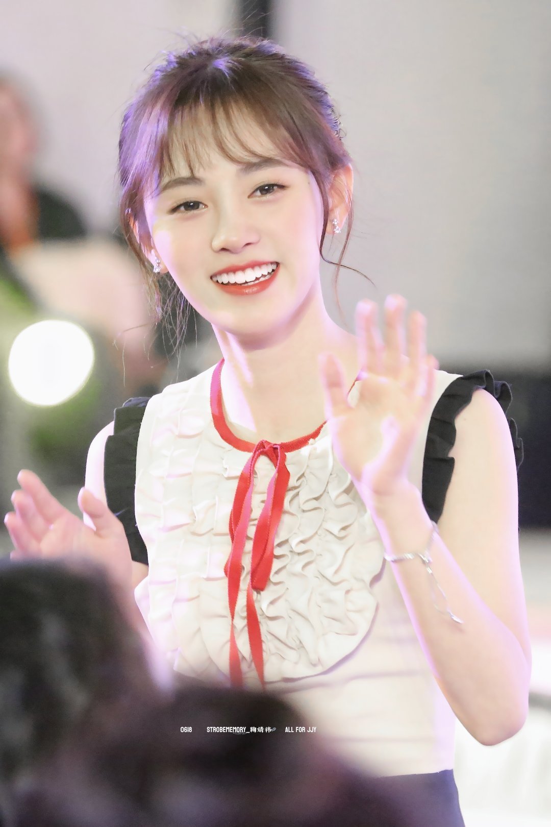 🍊鞠婧祎阿黛🍊鞠婧祎来战“可是追星不是暗恋，我只能对着屏幕诉说我爱你”