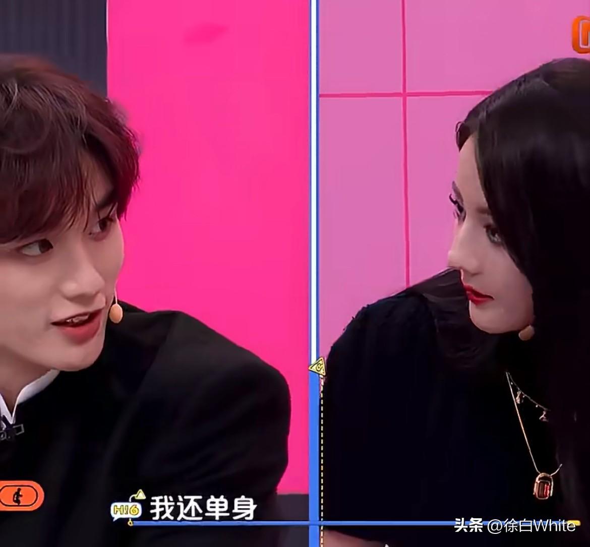 3月24日，迪丽热巴陈飞宇上你好星期六剧宣，丁程鑫跟迪丽热巴演情景剧，开口就是“