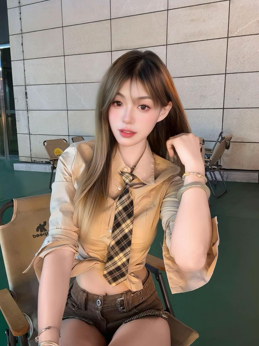 我这辈子追求自由 讨厌那些打着爱我的名义 控制我改变我 还妄想驯服我