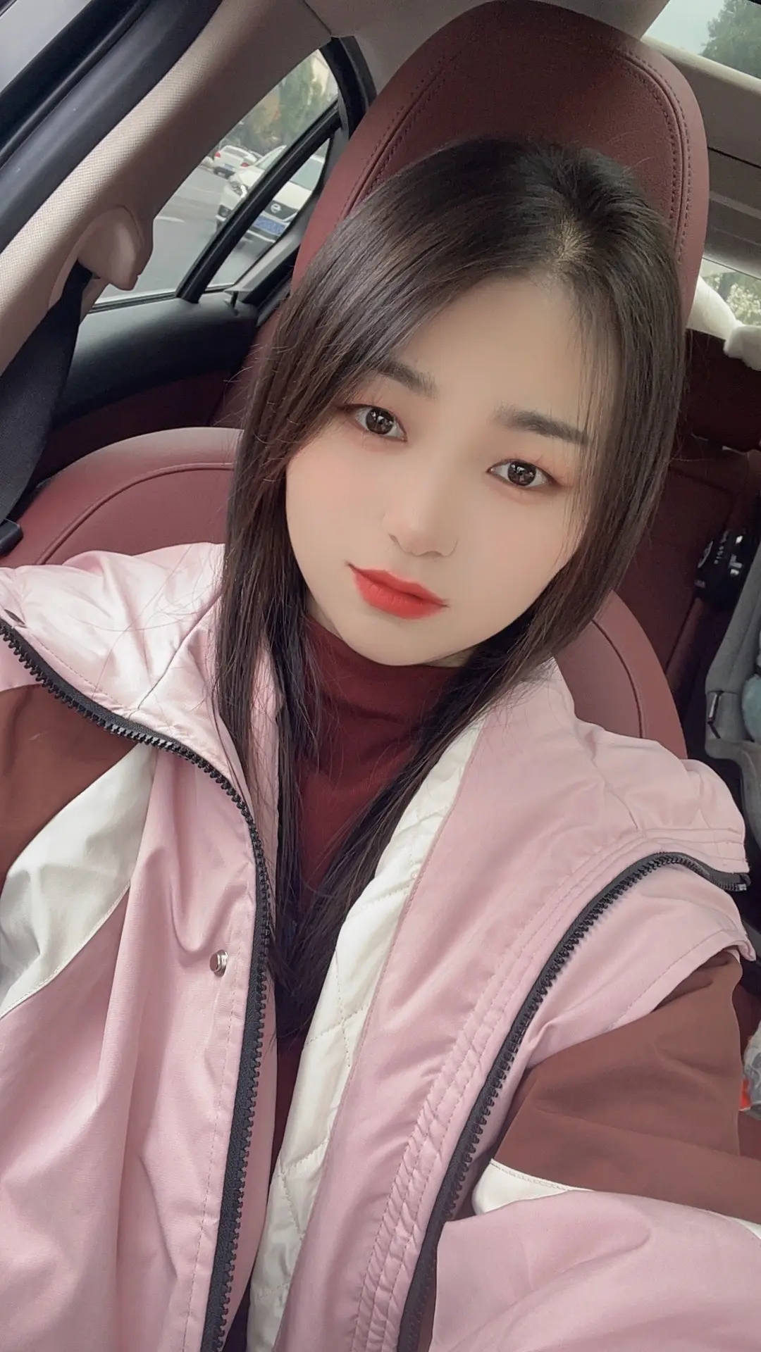 果然人到了一定年纪，就会释怀所有的人和事，因为没有什么是非要不可的了