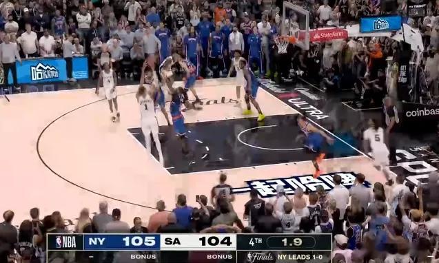 NBA总决赛马刺对阵尼克斯的第二战已经结束。文班亚马绝杀中投遗憾不中，尼克斯1分