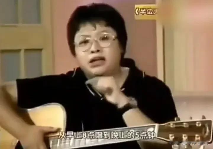 韩红说，我年轻时练歌，有时候从早上8点唱到晚上5点，饭都不吃，因为唱到兴头上了，