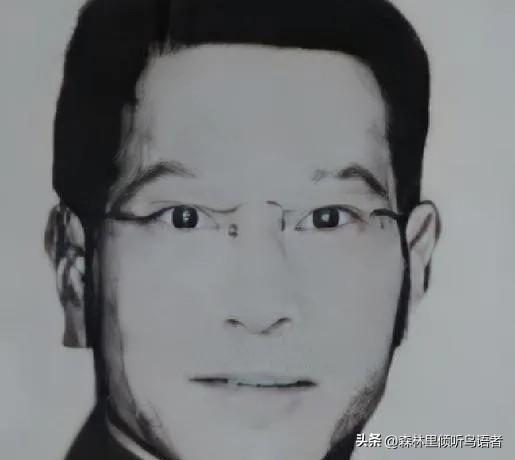 1945年，中统的徐恩曾被撤职后，无事可干的他改经商卖黄豆，囤了30万斤黄豆后，