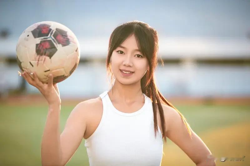 如何看待《功夫女足》的争议 咋看待《功夫女足》的争议呢？《功夫女足》还没上映就争