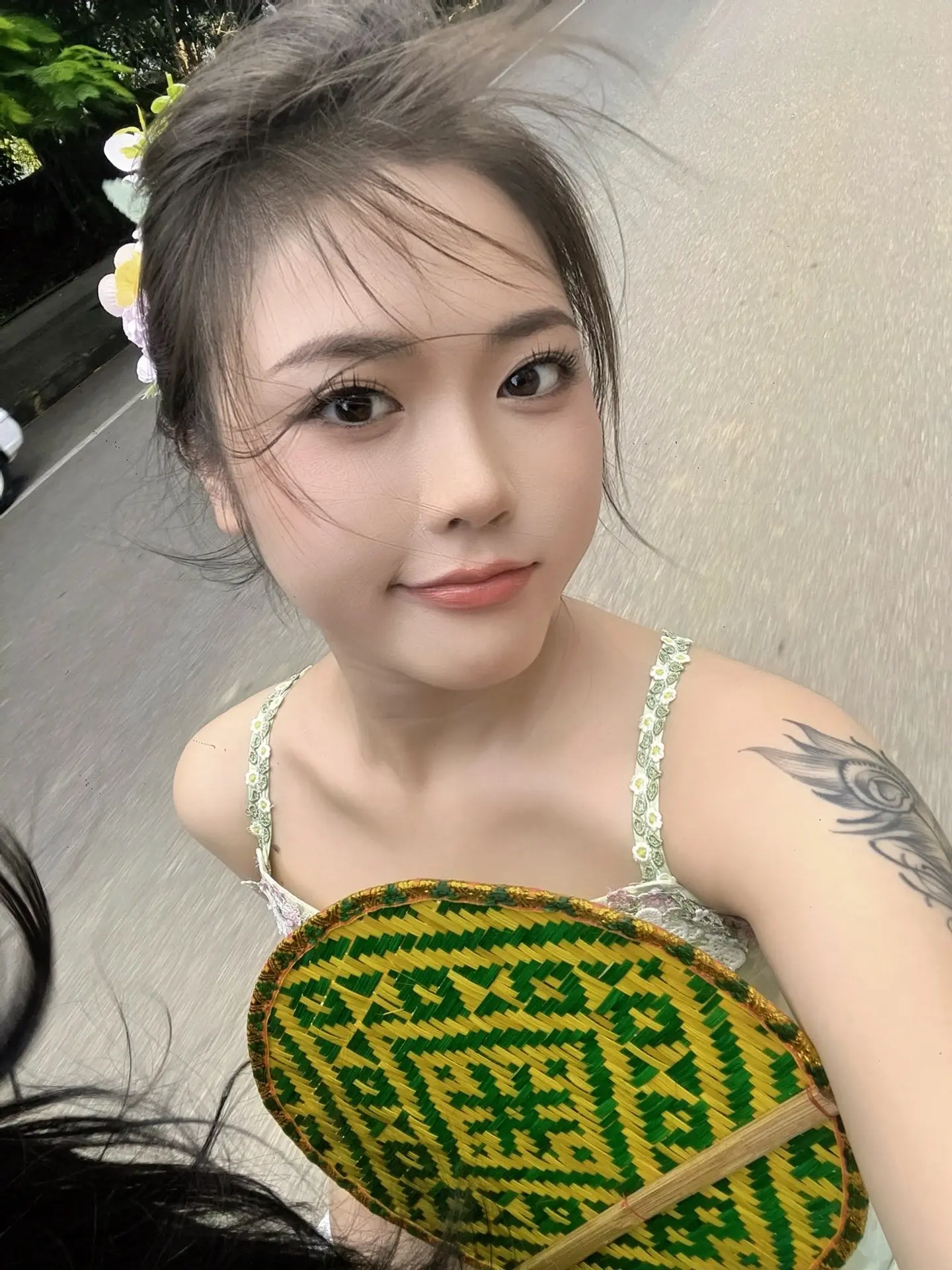 穿傣装 说傣话 吃傣味～