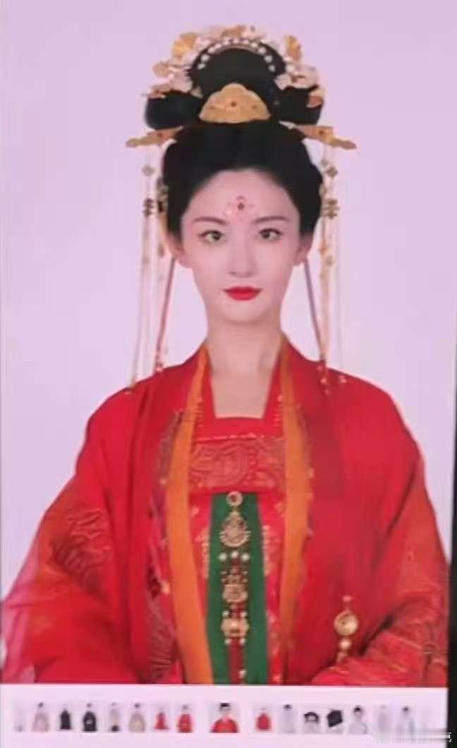 金吾不禁定妆金吾不禁全员定妆照金吾不禁定妆，咋样，[嘻嘻][嘻嘻] ​​​