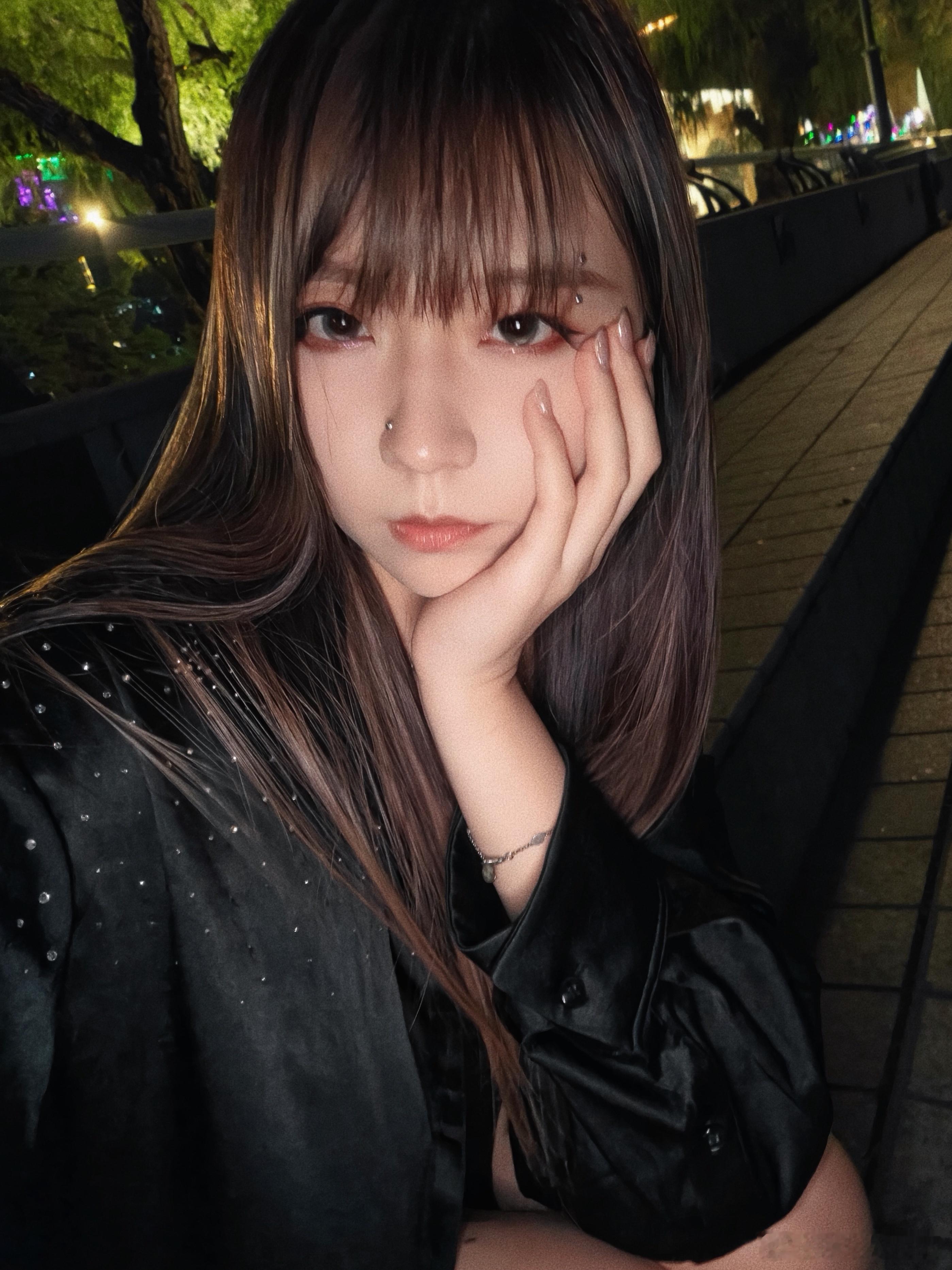 🖤👻听说现在坏女人很受欢迎我来装一下——胖彤（黑化版） 