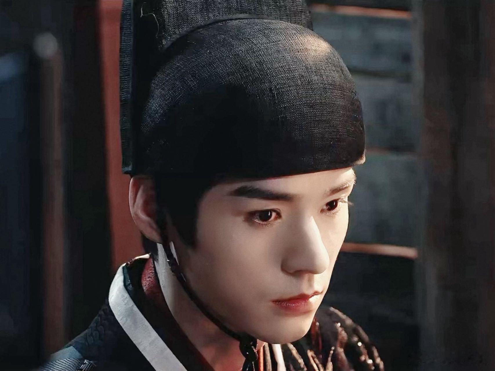 你是龚俊那他是谁 龚俊的可塑性真的绝了！剧里冷脸状态气场两米八，飞鱼服上身贵气逼