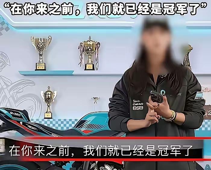 国产机车圈这出“兄弟情”真让人唏嘘！张雪——凯越前联合创始人——刚在成都车展上带