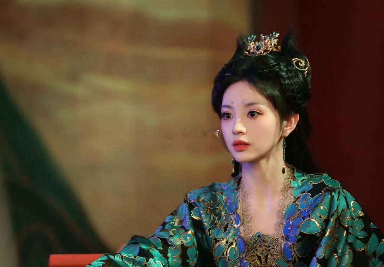 等我当上领导也像田曦薇这样联姻非妥协而是破局之刃——猫公以婚事为棋打破妖市僵局，