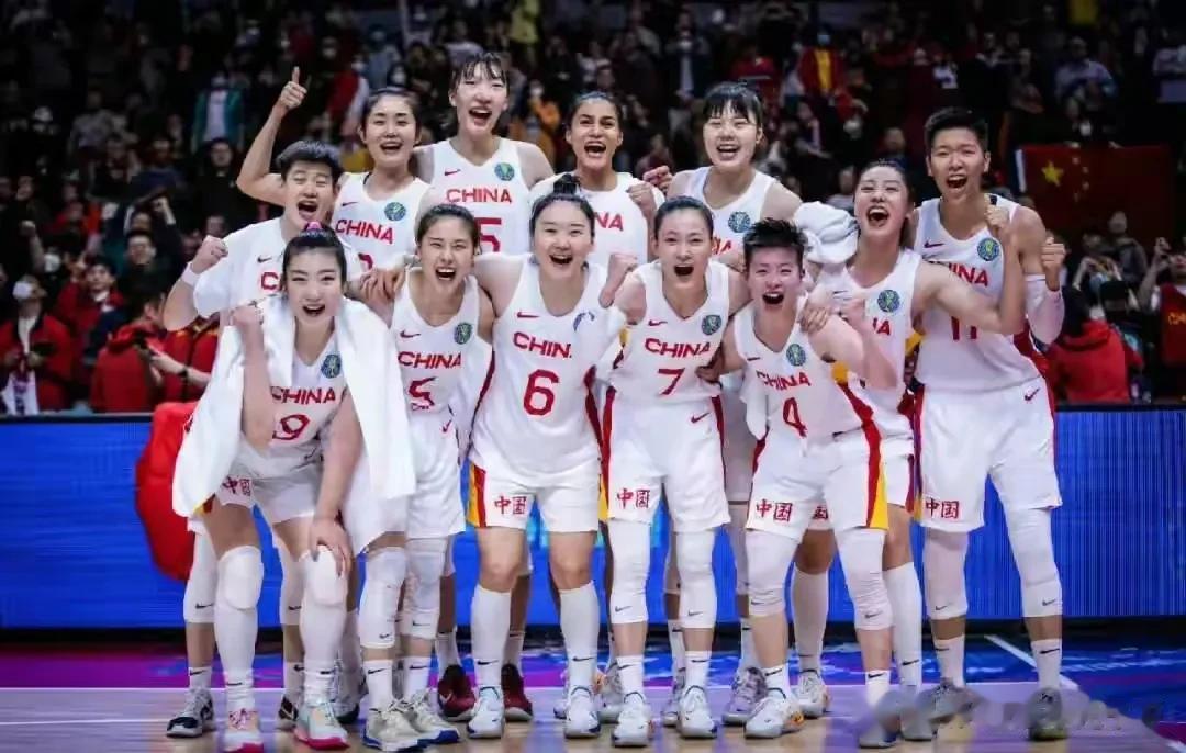 实话实说，中国女篮要想在巴黎奥运会拿到奖牌，以下6人必不可少：

1、韩旭——中