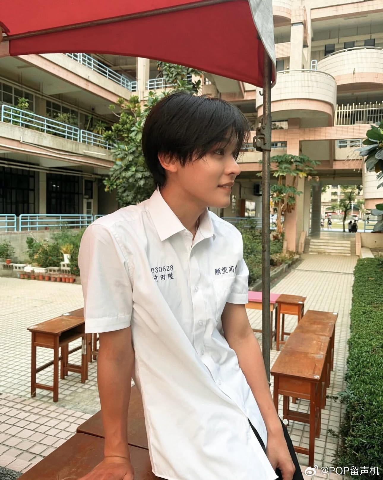 不可否认四中心很会p图 