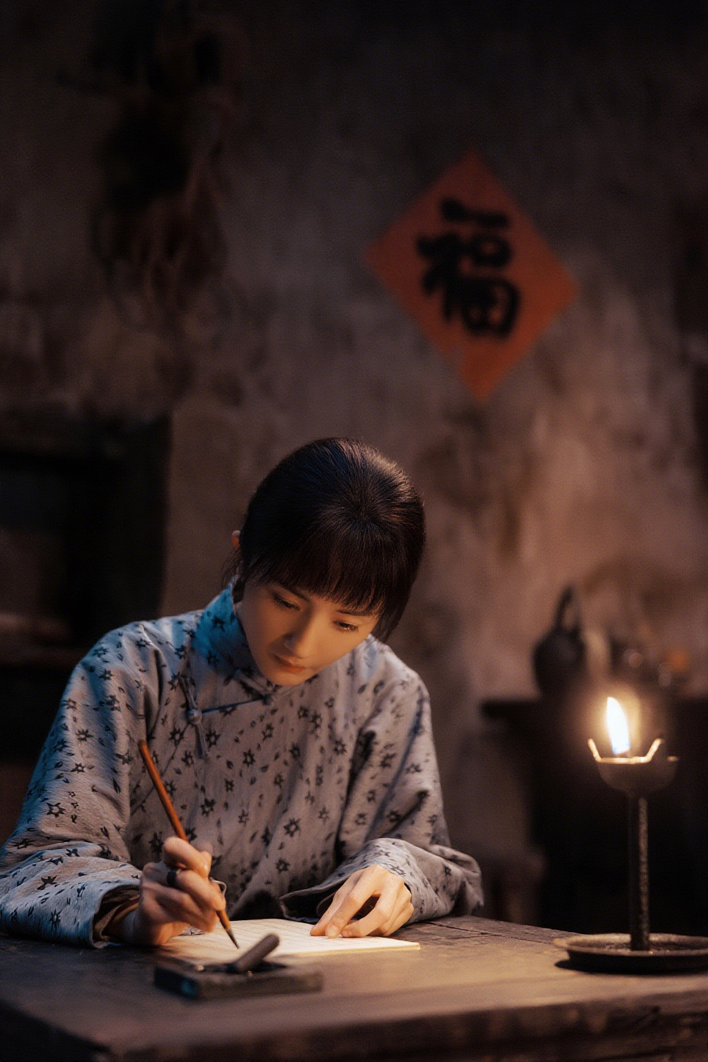 杨幂宁绣绣杨幂生万物 宁绣绣人像剧照（无水印版在裂缝中长出滚烫的远方[抱一抱]​