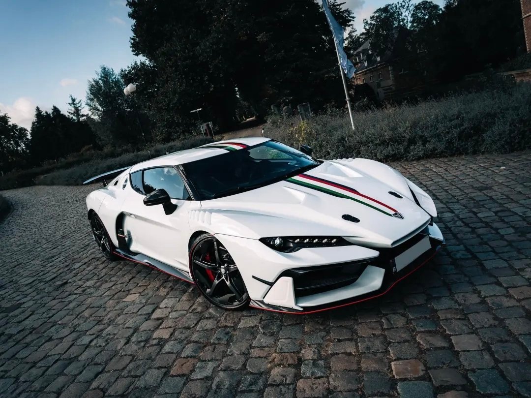 车市热门[超话] Italdesign Zerouno Coupé ​​​