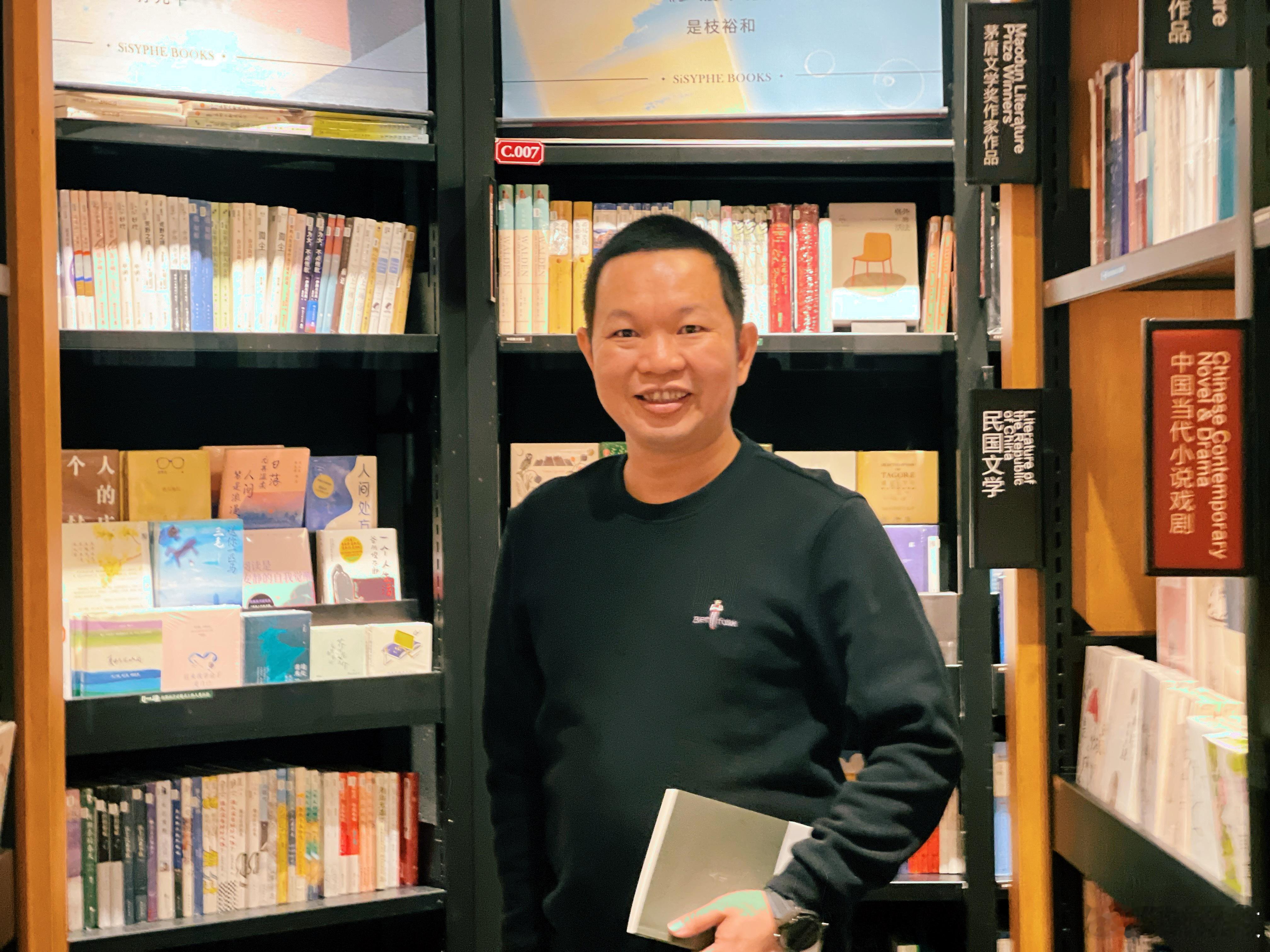 打破思维边界 世界不是非黑即白，多角度看问题，你会发现更多可能性。跳出舒适区，迎