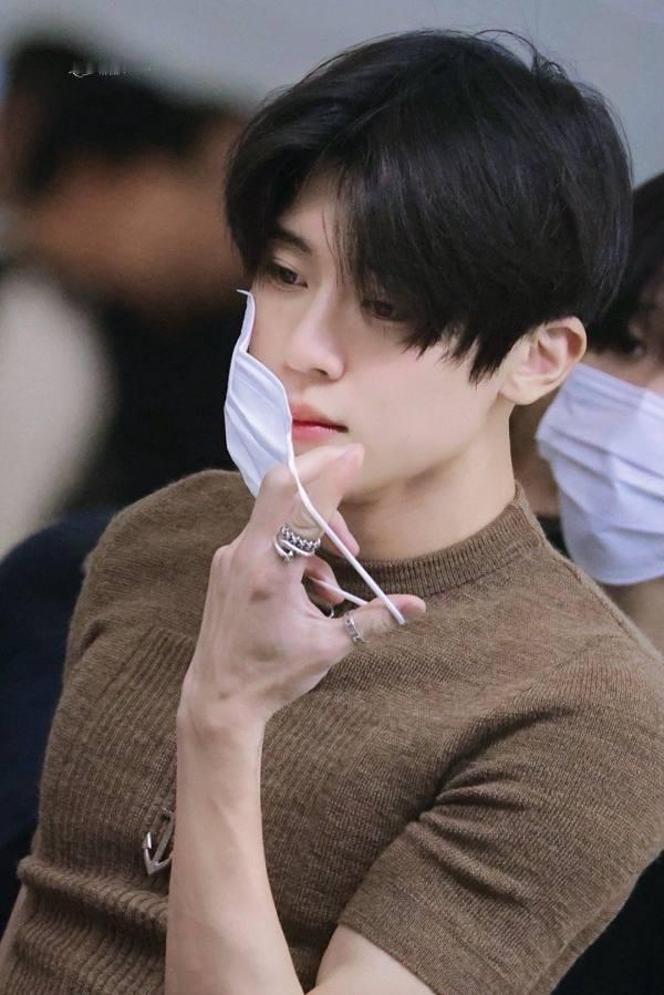 李涛一下吴是温为什么这么//////扫？ ​​​
