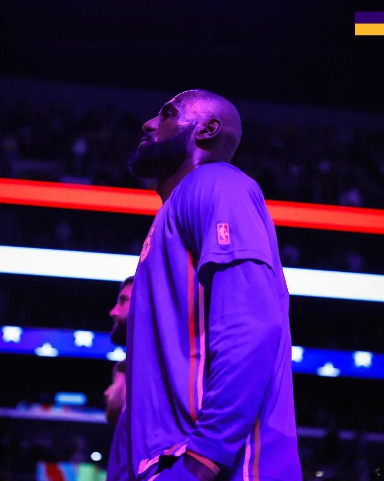 北京时间1月16日，NBA常规赛继续进行，洛杉矶湖人队（24胜15负）又遭败绩。