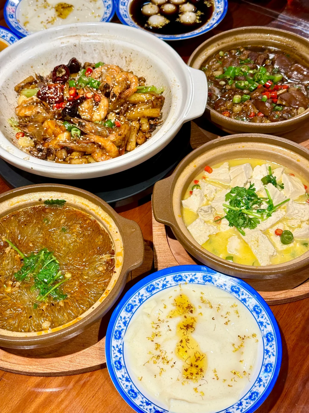 看看这口砂锅的饭🍚张力！！！