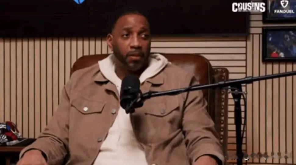 麦迪再在与卡特合作的Cousins podcast中谈到联盟年轻后卫时表示，爱德