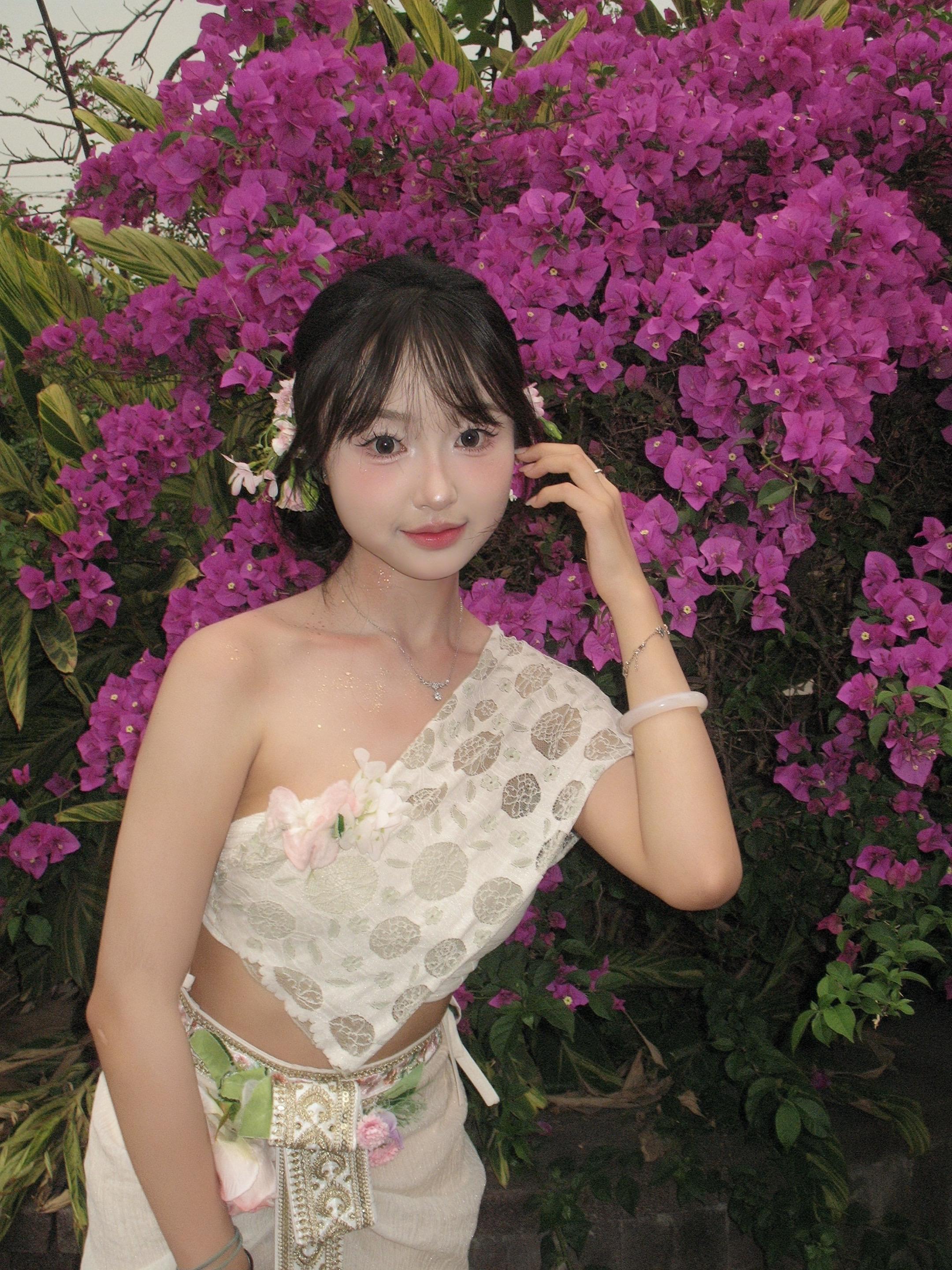 小任叽邀请你加入版纳的夏天
