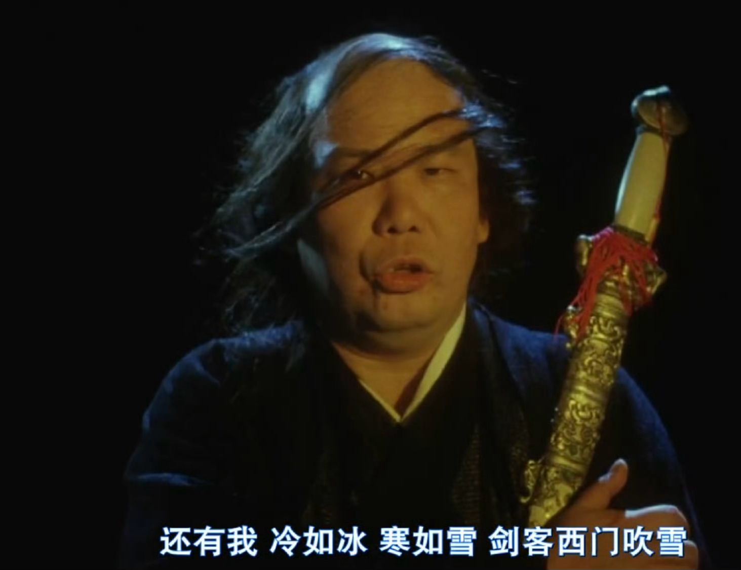李佳航顶着一个西门吹雪的造型直播，网友以为他发生什么事了，随后李佳航回应“真没咋