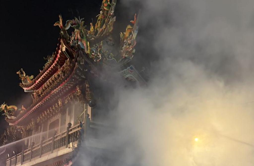 今日（5日），雲林縣北港鎮的武德宮突发火警。消防局于清晨5时36分接到报警后，迅