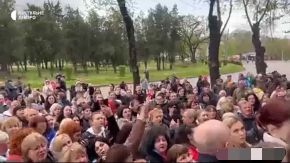 乌克兰国内反战情绪愈演愈烈！

没完没了的战争让乌克兰人吃尽了苦头，他们都不想打