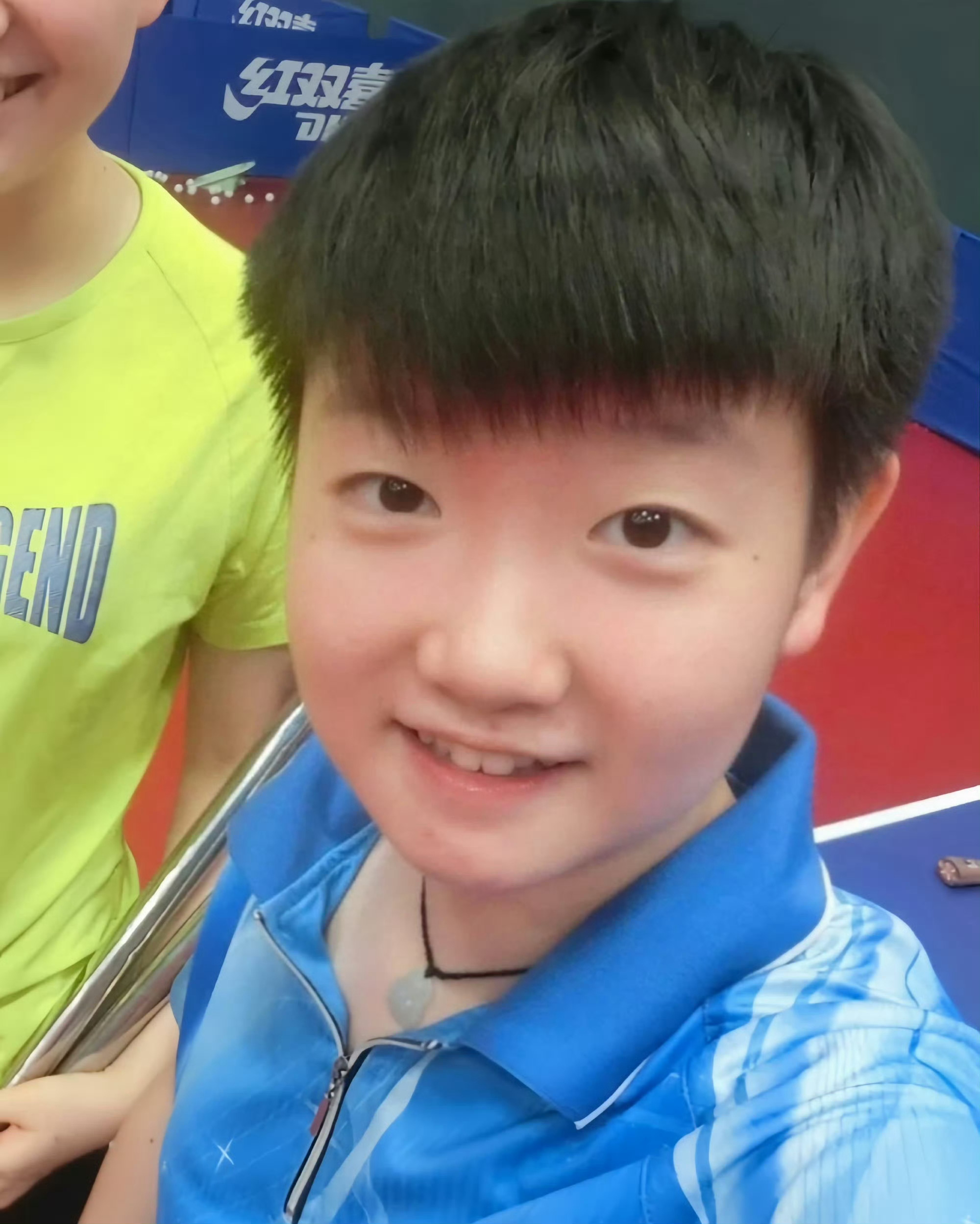 捡到一张我家美猪的自拍孙颖莎