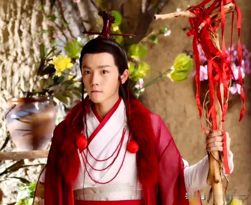 《香蜜》里面的月老，直播的时候骂老婆，可凶了，长得像李明德[捂脸]

娱乐圈真的