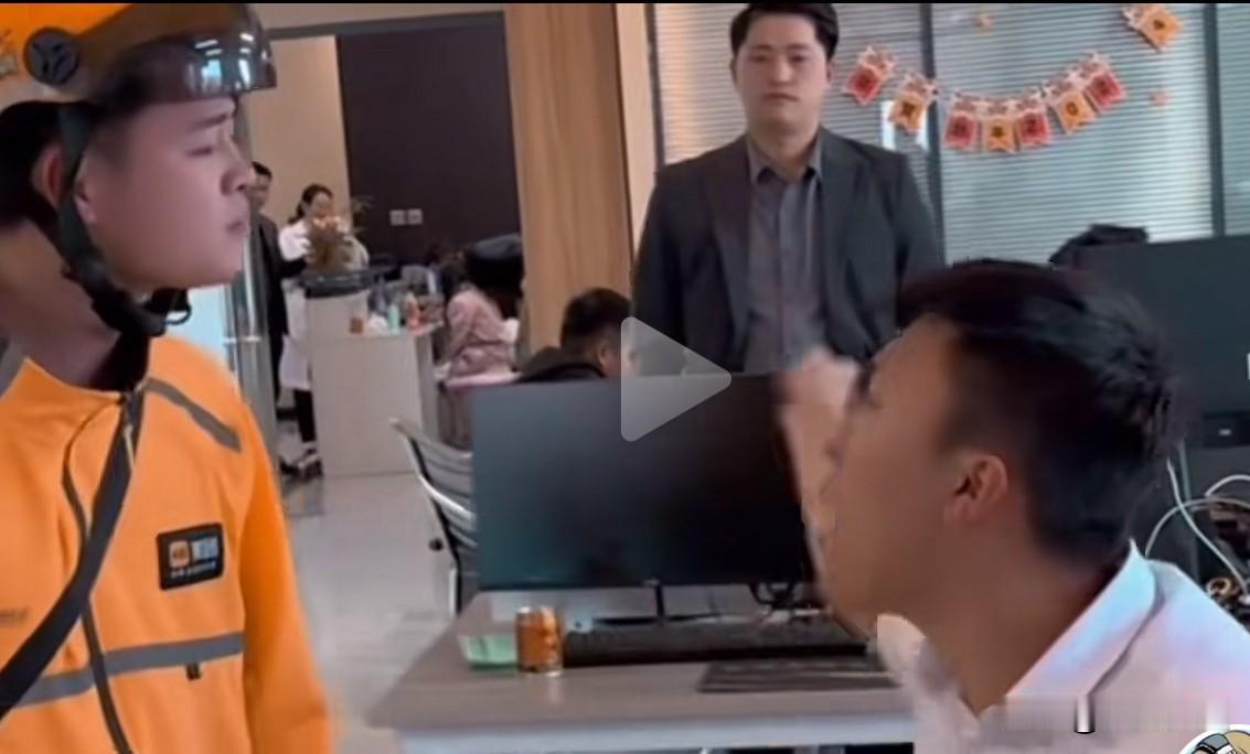 经济大环境低迷，人性的贪婪被无限放大，各类白嫖乱象在网络肆意蔓延，令人不齿。
