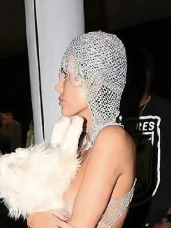 没有爱了，侃爷这是一点也不心疼老婆啊 