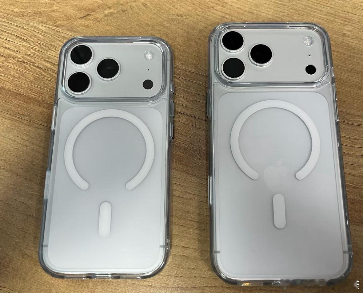 iPhone18 折叠说实话还是喜欢17p的手感 缩小版17pm的感觉小手女生的