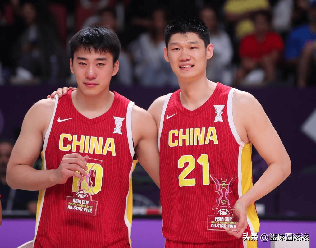 🔥 重磅官宣！20岁中国男篮锋线核心王俊杰，正式离开效力三年的旧金山大学，进入