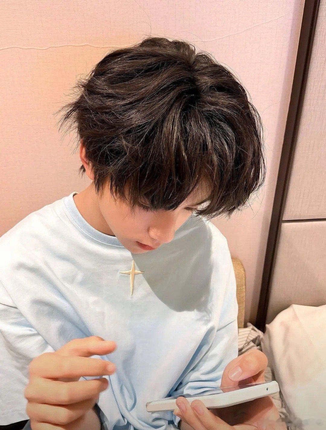 🍰 🍰  你是我在极寒中仍留有余温的玫瑰.  𝓨𝓸𝓾 𝓪𝓻𝓮 ?