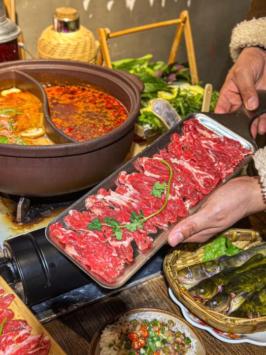 江汉路这家贵州酸汤火锅🥘！！！真的好好次😋