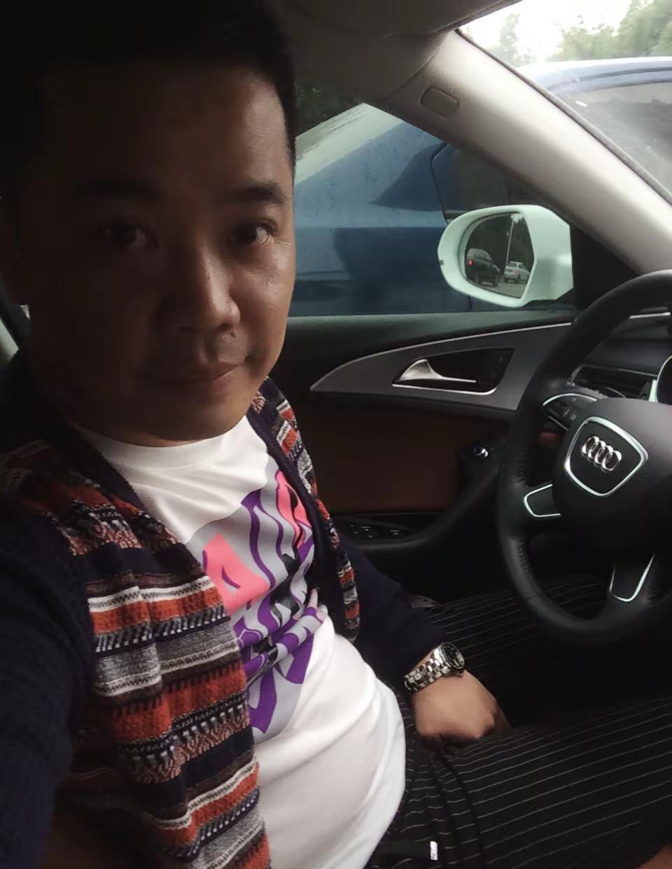 为了这段音乐，“飙哥”出个镜…😁笑一笑十年少 娱乐