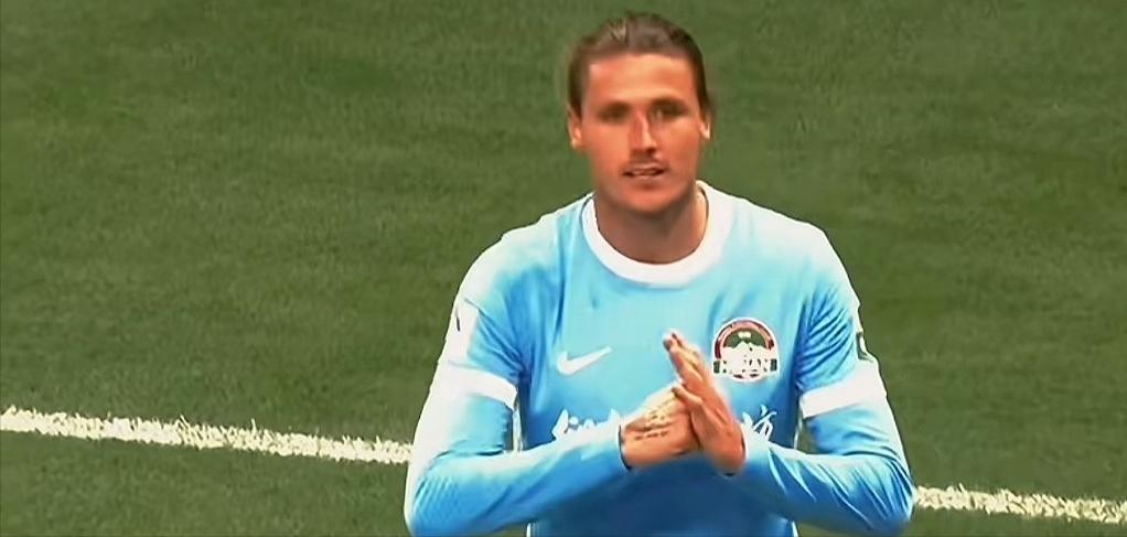 太圈粉！河南外援迈达纳谈抱拳作揖感谢球迷：这是我根据中国古典文化所学到的
中超首