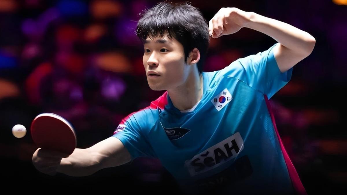 北京时间1月11日晚，WTT多哈冠军赛男单半决赛冷门迭出。国乒独苗林诗栋，此前一