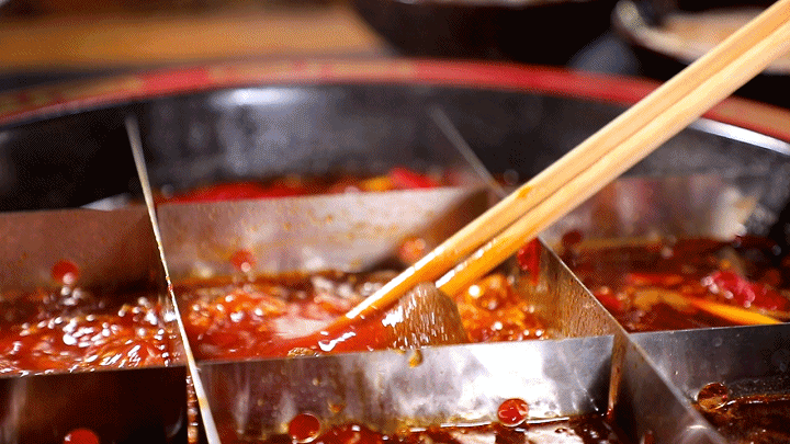 #每天一条冷知识# 涮煮食物的吃法本身并不会增加嘌呤，热水还可以溶解出食物中的部