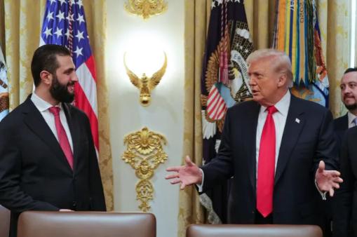 刚见完特朗普，朱拉尼就喊话普京：交出阿萨德，正义必须得到伸张！

叙利亚这出戏是