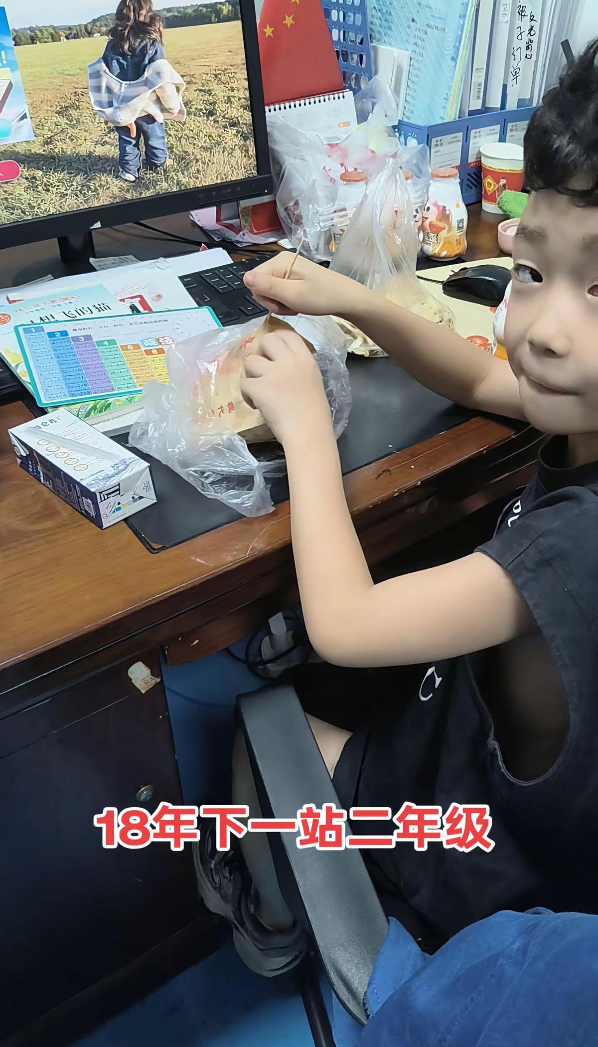 20万花完，儿子物理反倒降了20分

隔壁只用1万补数学，直接冲进年级前50
