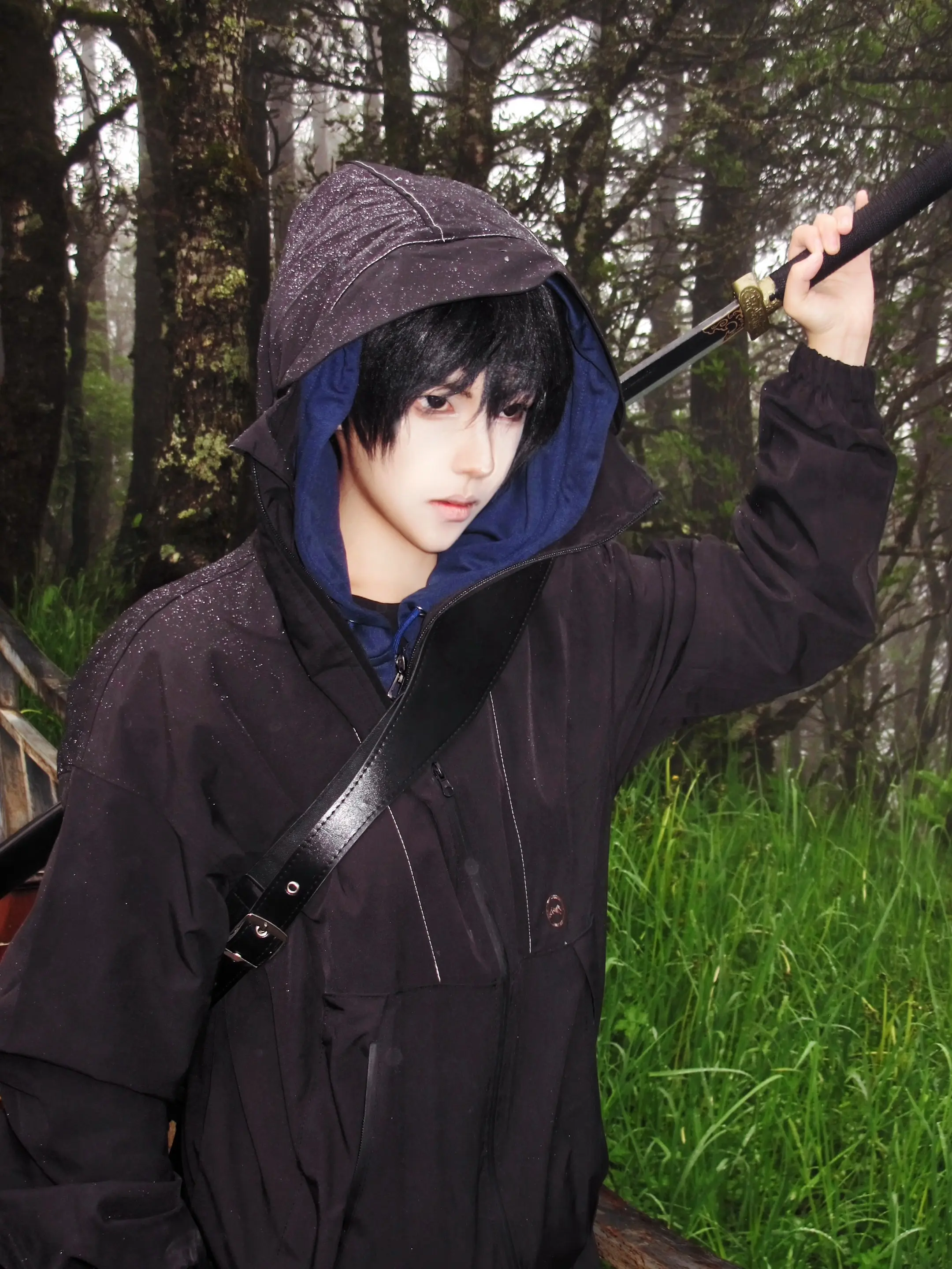 斩不断这一世的煎熬。